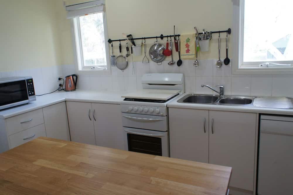 Photo of Kitchen in Walker Flat