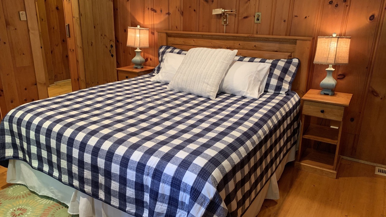 Photo of Bedroom in Meredith