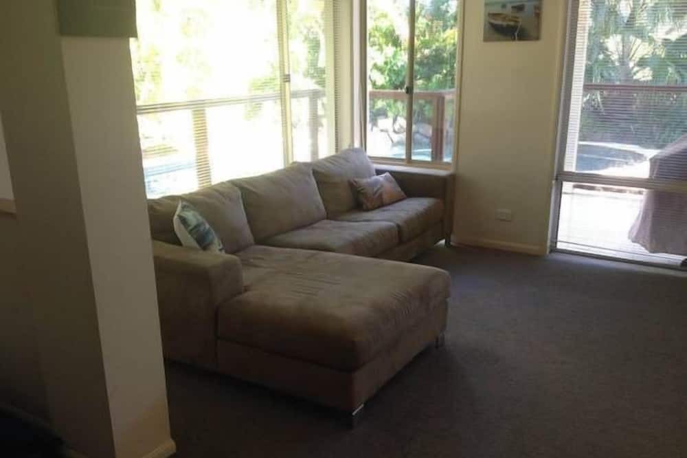 Photo of Livingroom in Tewantin