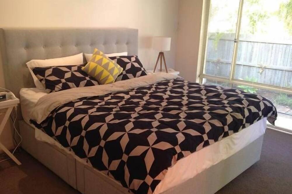 Photo of Bedroom in Tewantin