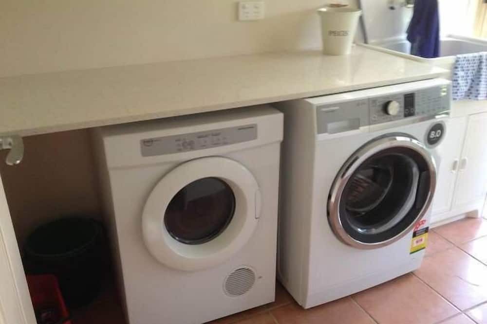 Photo of Others in Tewantin