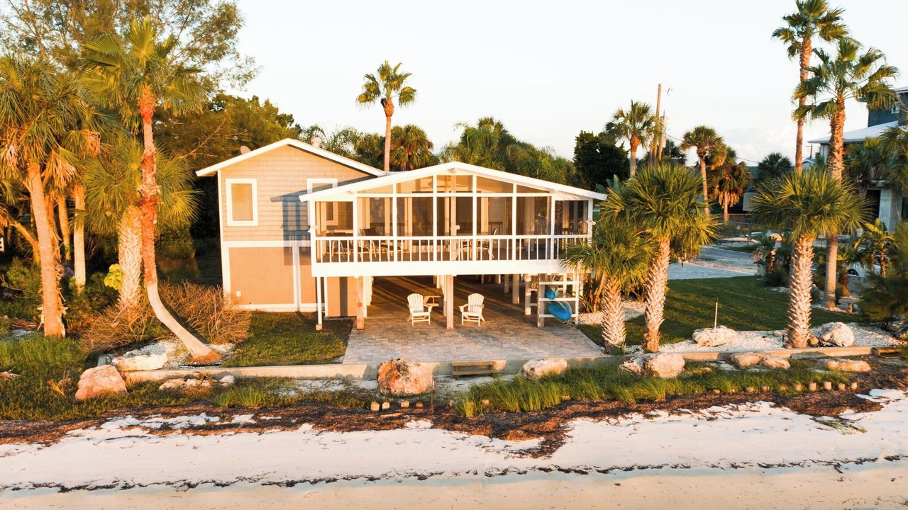 Photo of Others in Pine Island