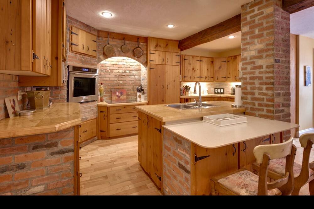 Photo of Bathroom in Old Town Historic District
