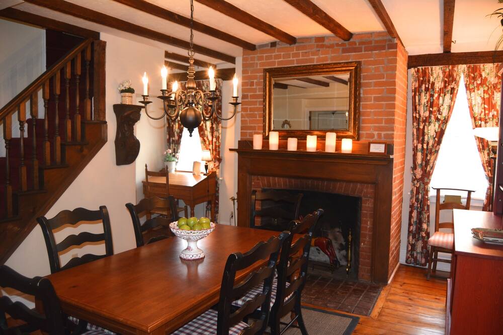 Photo of Bedroom in Old Town Historic District