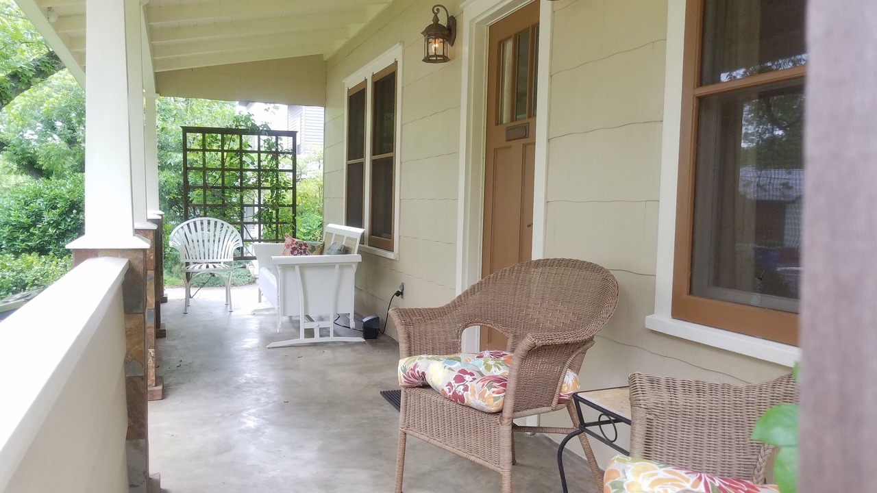 Photo of Patio Balcony in Zilker