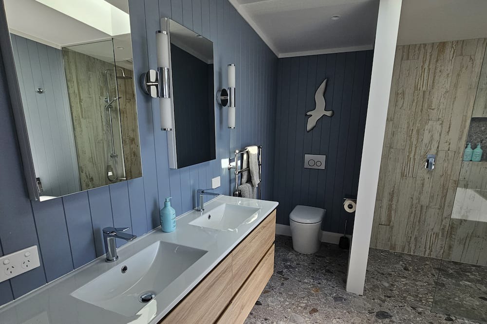 Photo of Bathroom in Omaha