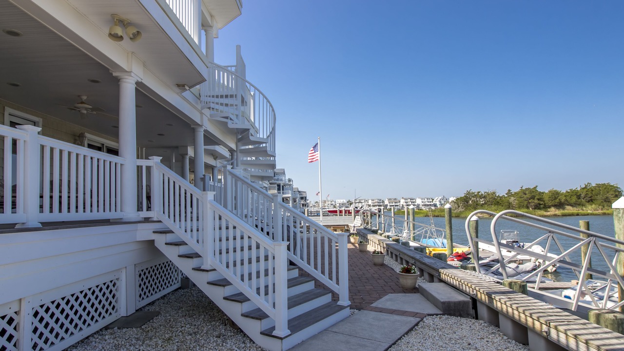 Photo of Outdoor in Avalon