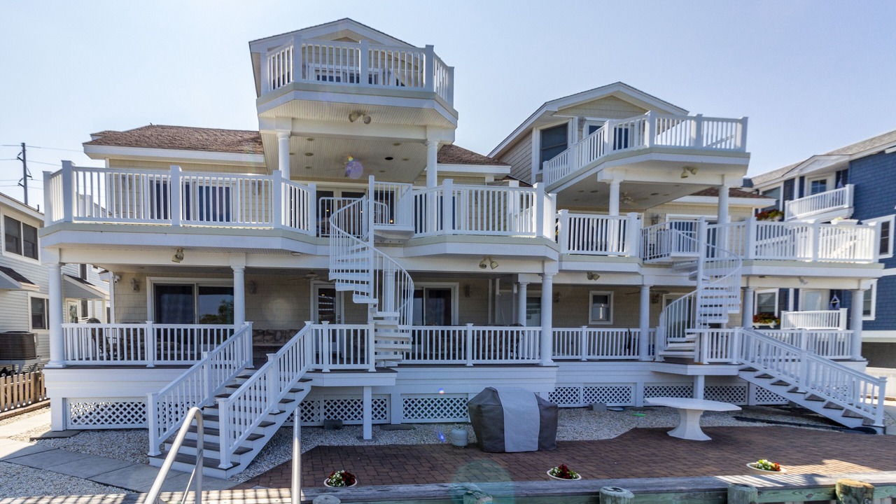 Photo of Outdoor in Avalon