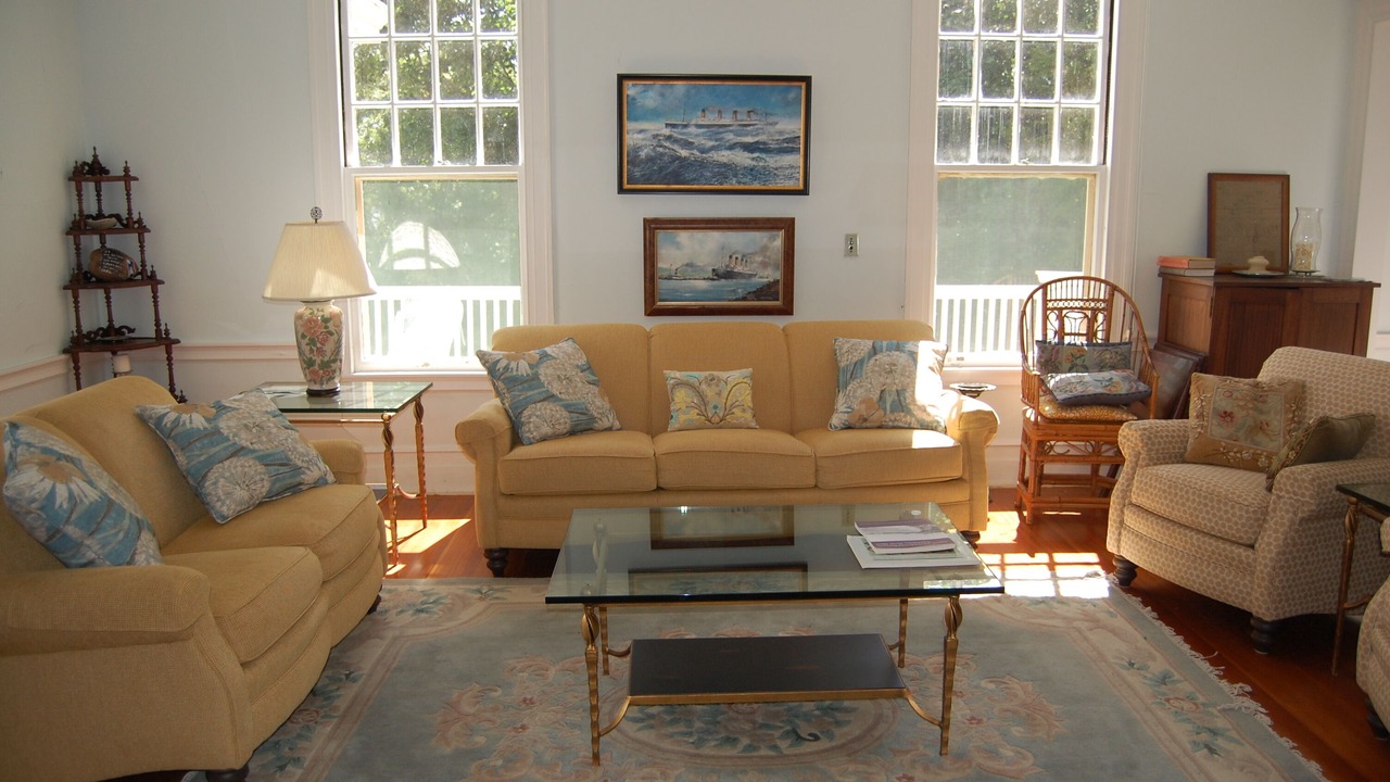 Photo of Livingroom in Jamestown