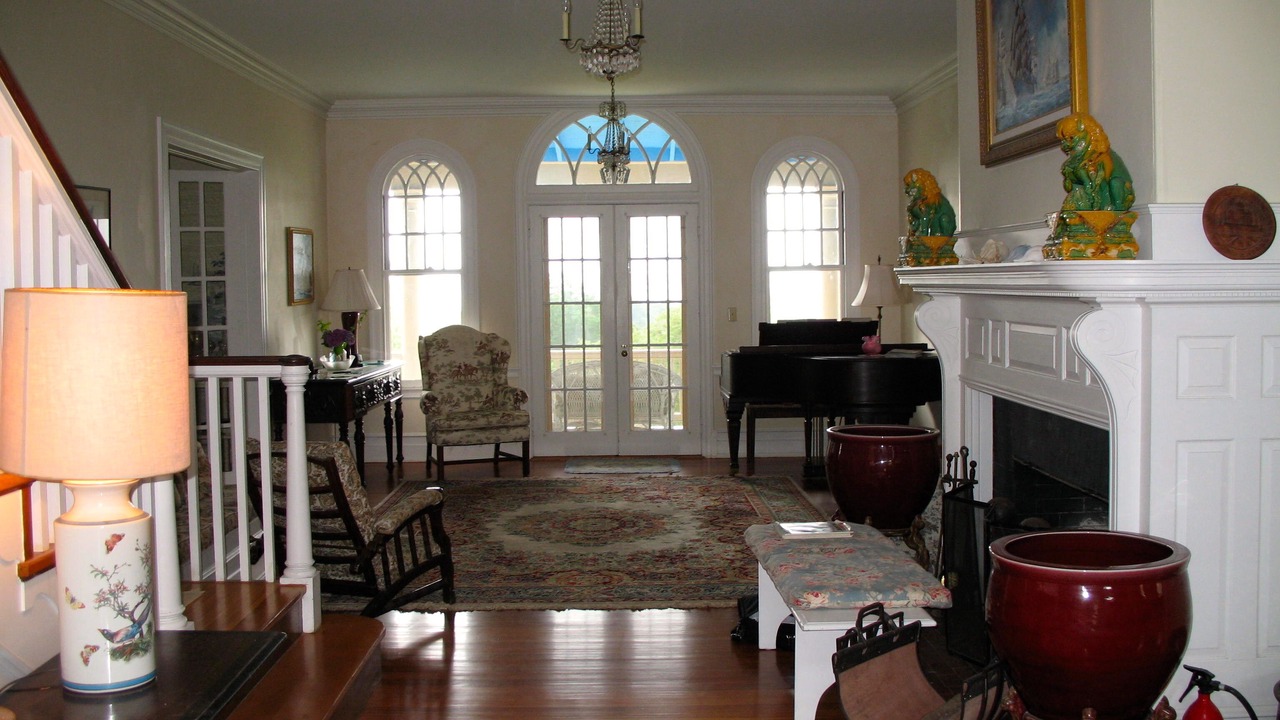 Photo of Livingroom in Jamestown