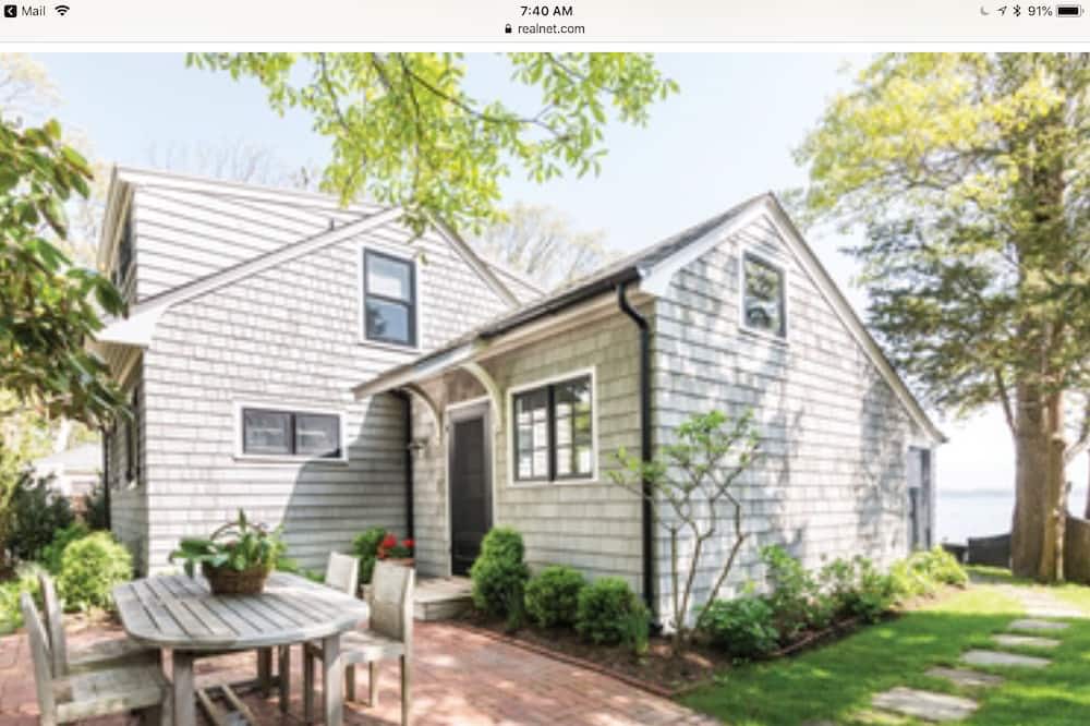 Photo of Others in Noyack