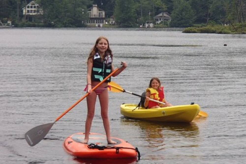 Photo of Others in Lake Ariel