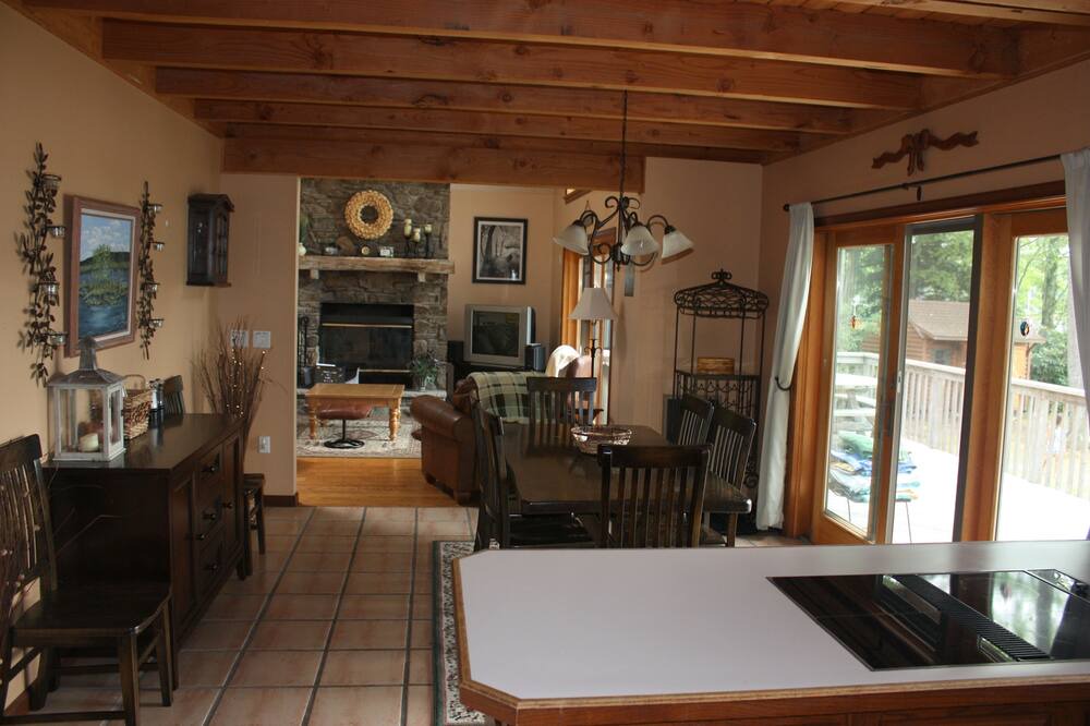 Photo of Livingroom in Lake Ariel