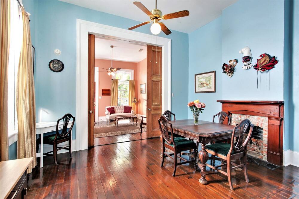 Photo of Livingroom in Faubourg Delassize