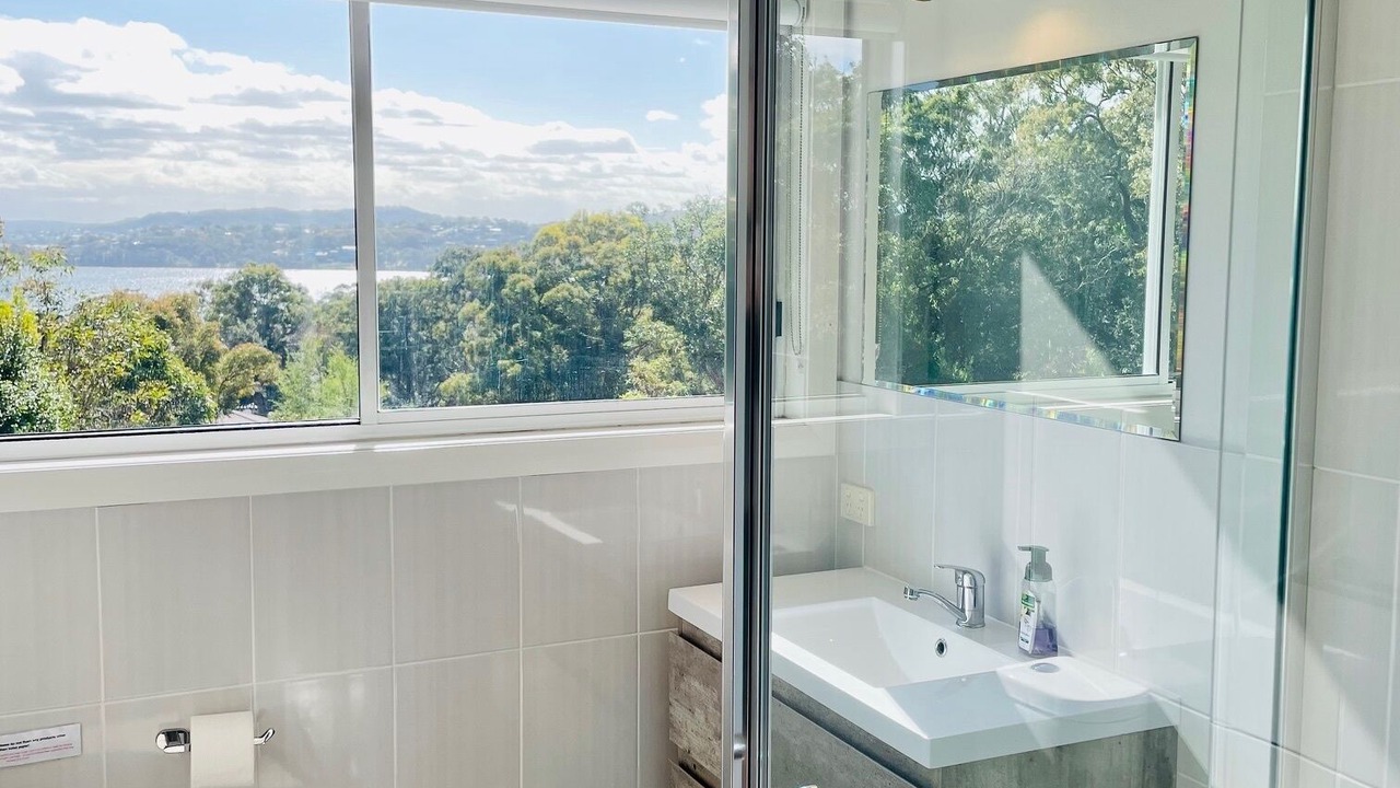 Photo of Others in Valentine