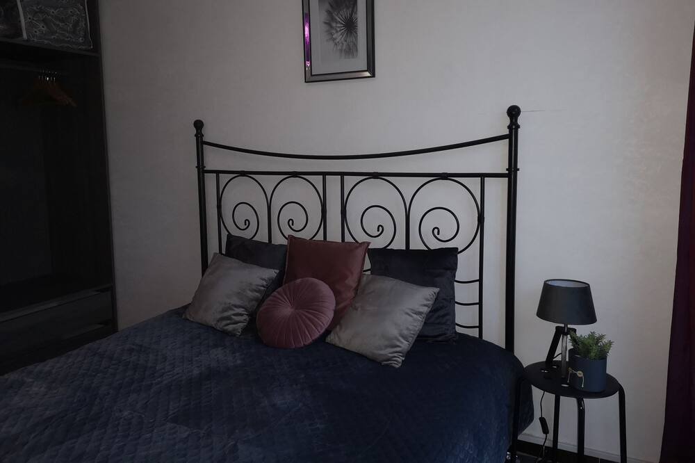 Photo of Bedroom in La Jetee