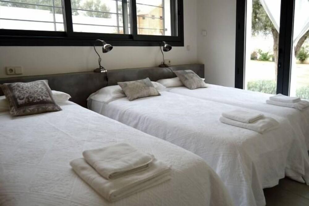 Photo of Bedroom in Olias del Rey