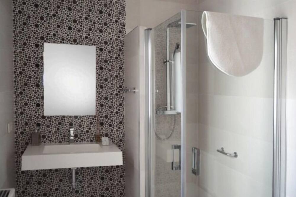 Photo of Bathroom in Olias del Rey