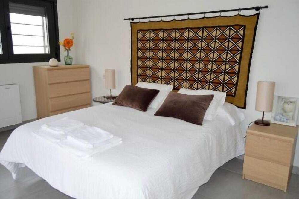 Photo of Bedroom in Olias del Rey
