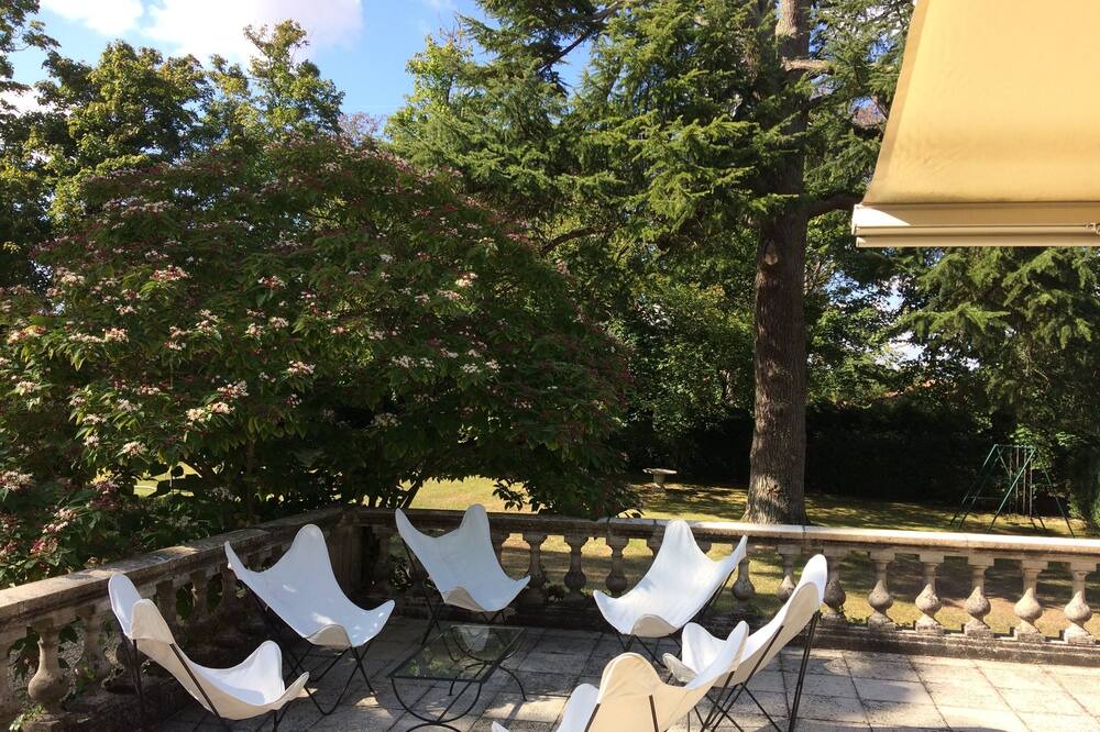 Photo of Patio Balcony in Vouille