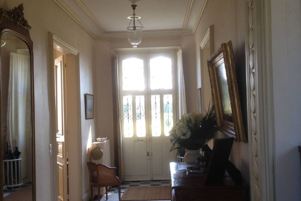 Photo of Others in Vouille