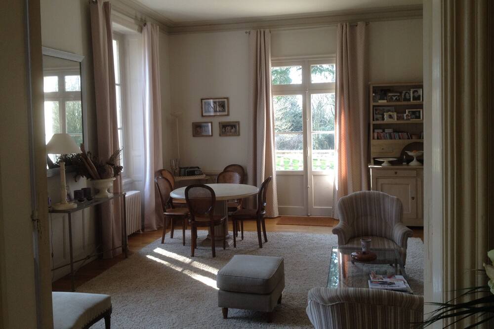 Photo of Bedroom in Vouille