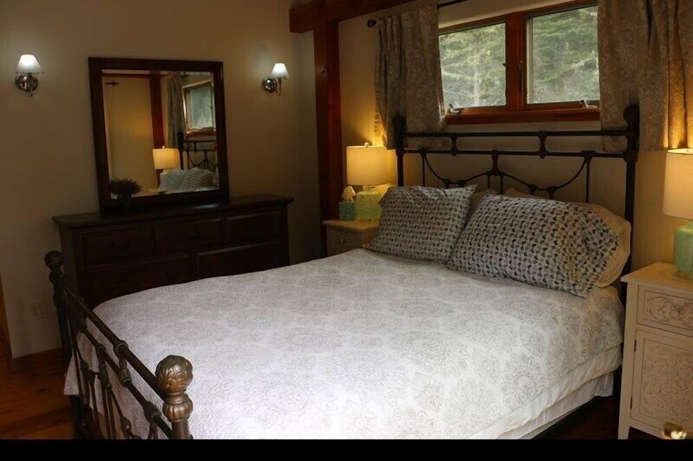Photo of Bedroom in Minturn