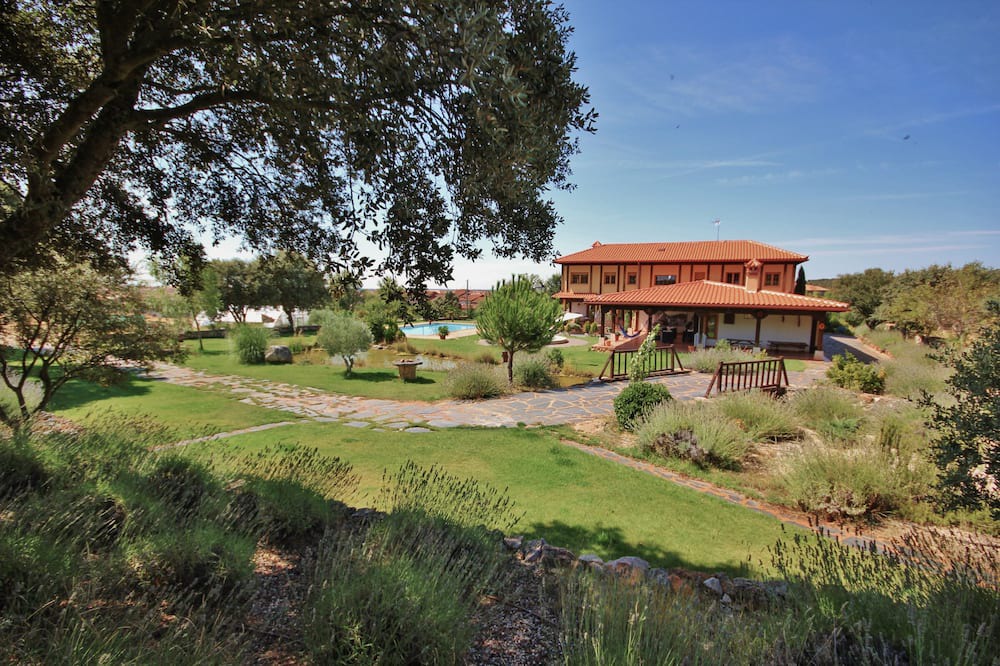 Photo of Outdoor in Ciruelos de Cervera