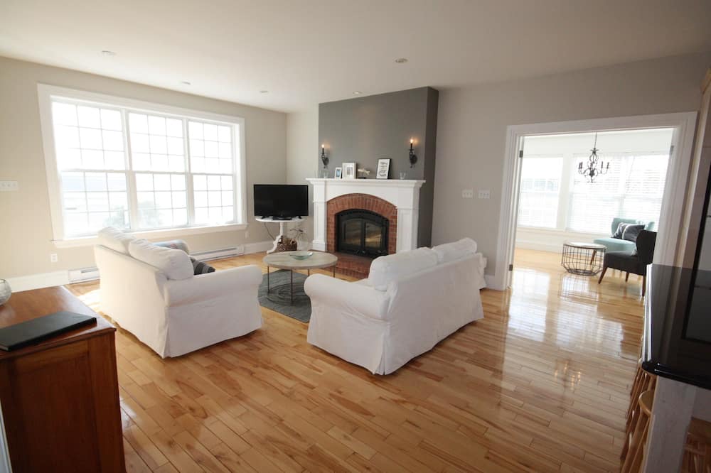 Photo of Bedroom in Lunenburg