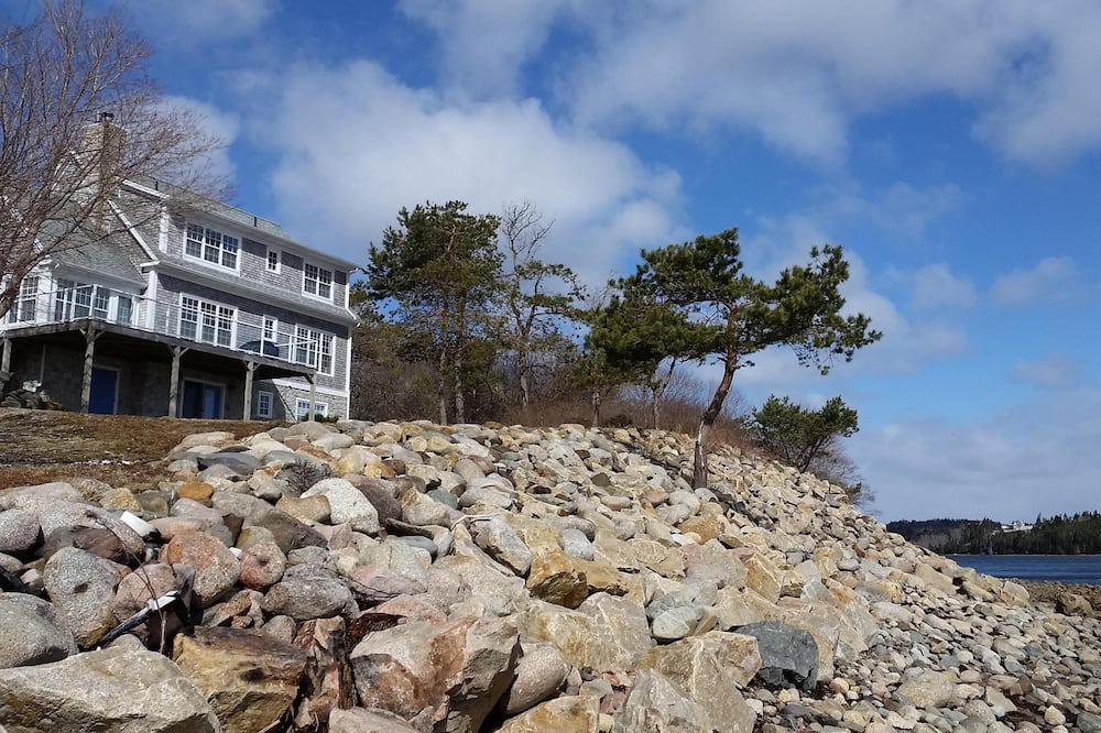Photo of Outdoor in Lunenburg