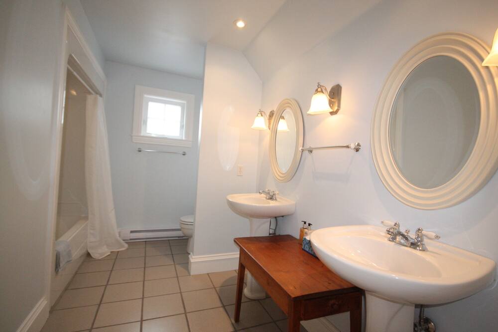 Photo of Bathroom in Lunenburg