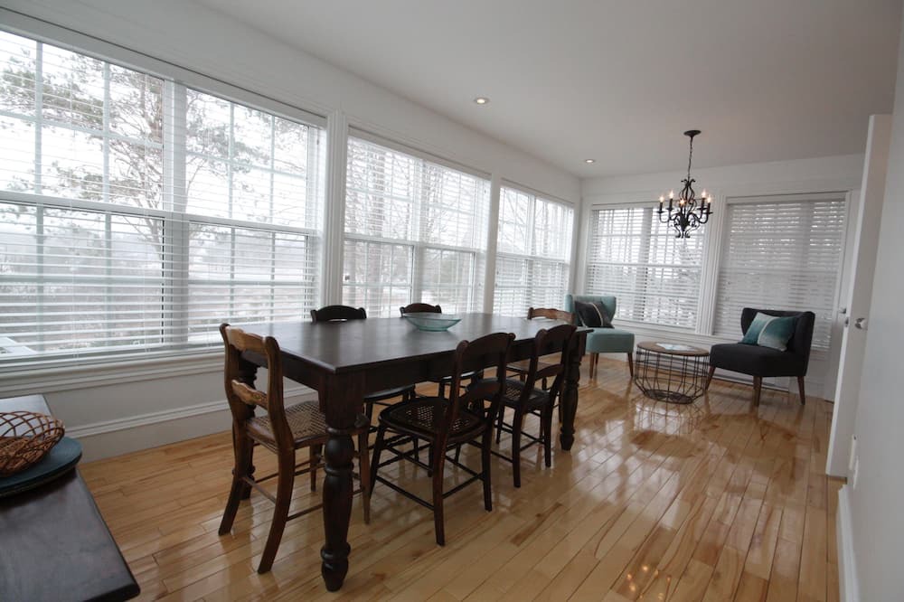 Photo of Bedroom in Lunenburg
