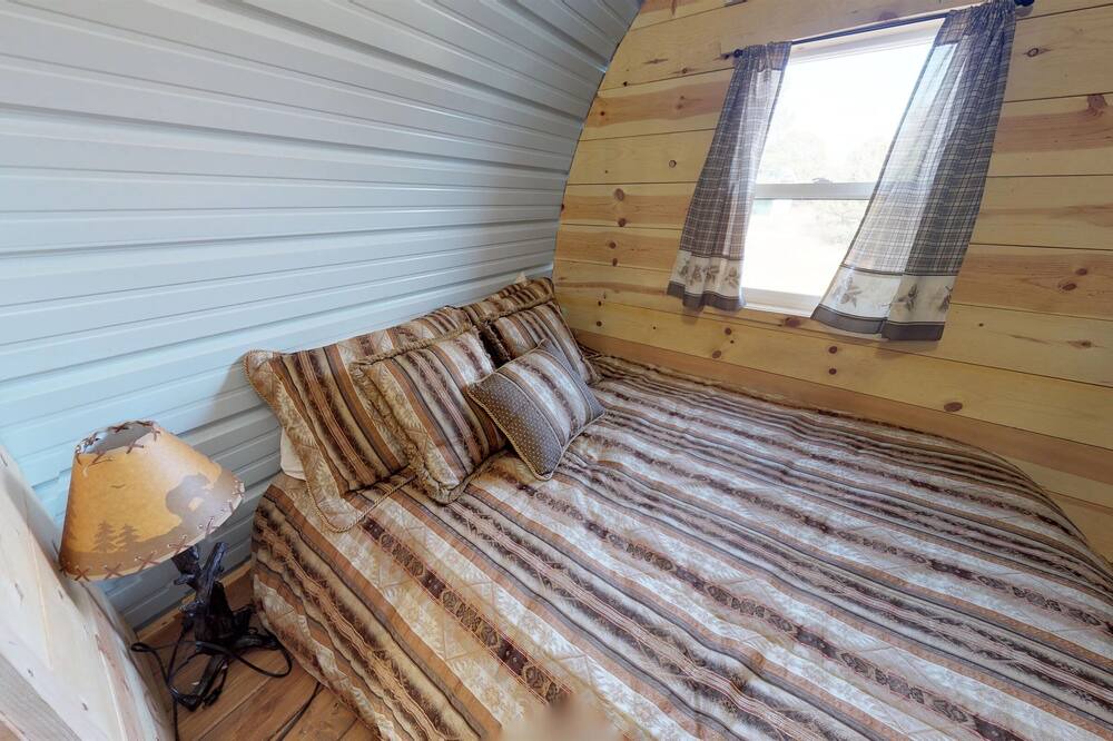 Photo of Bedroom in Monticello