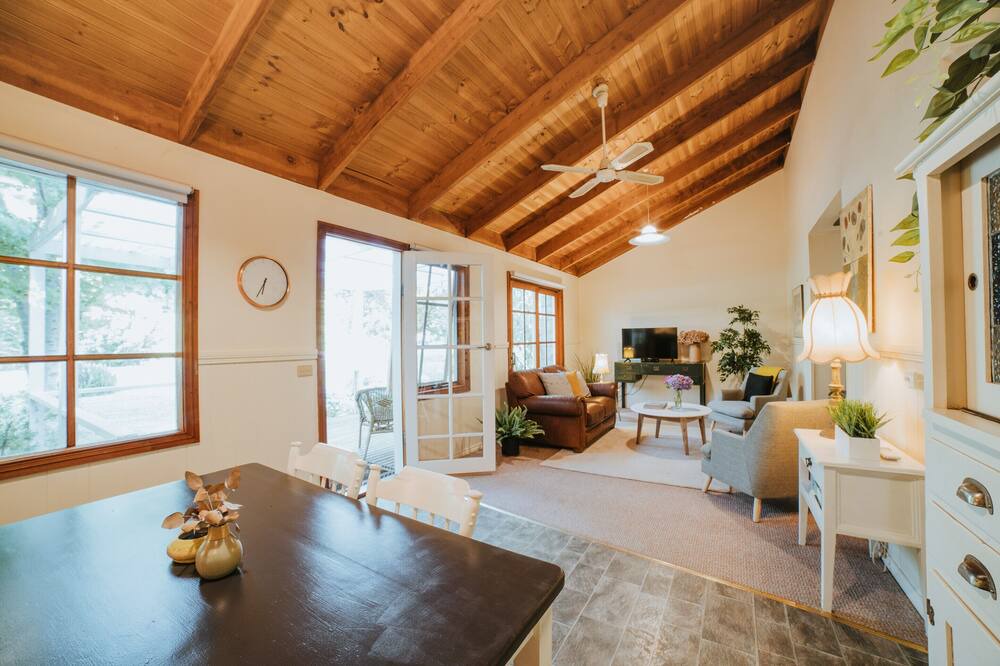 Photo of Others in Jamieson