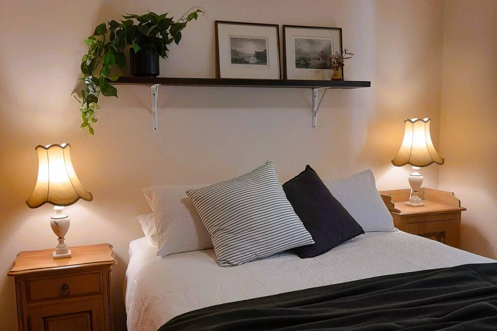 Photo of Bedroom in Jamieson