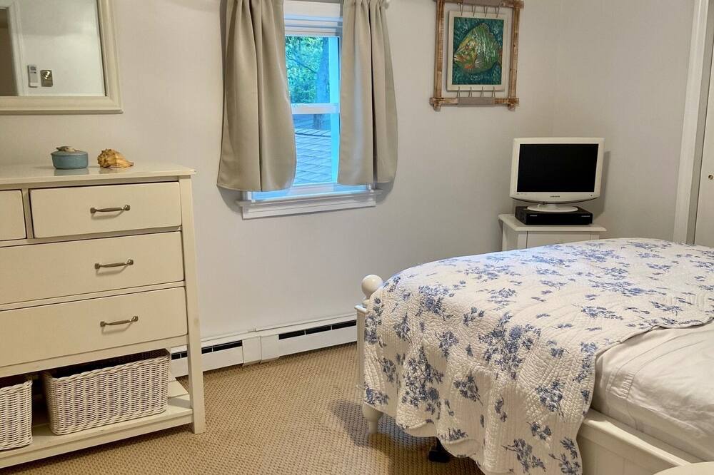 Photo of Bedroom in Mattituck