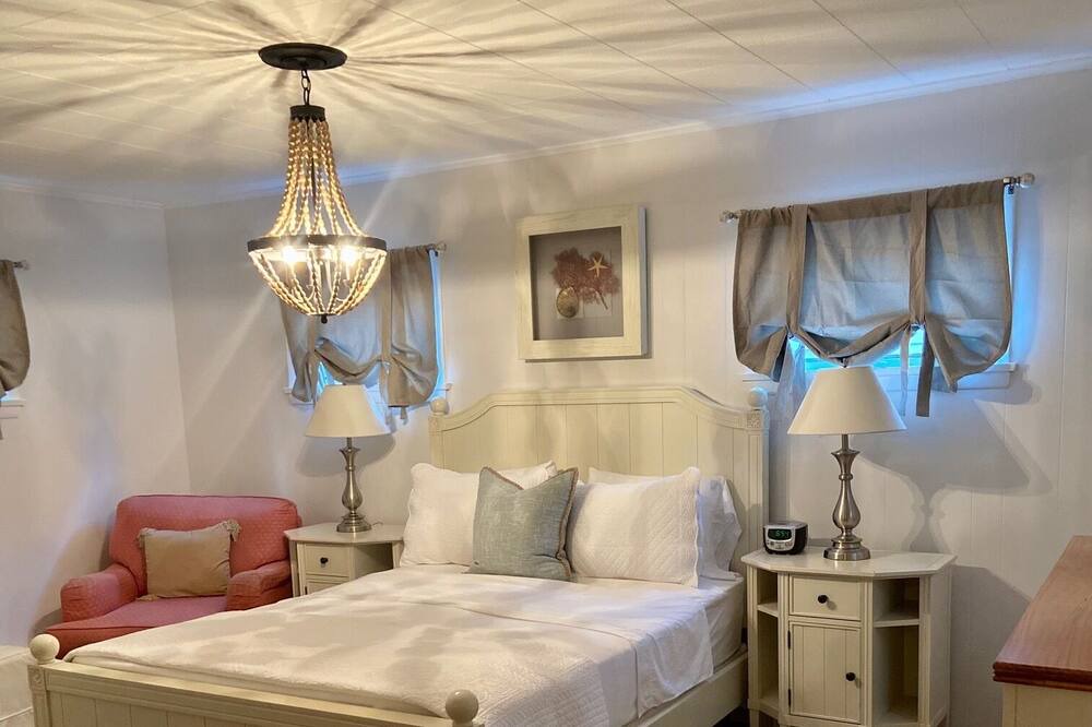 Photo of Bedroom in Mattituck