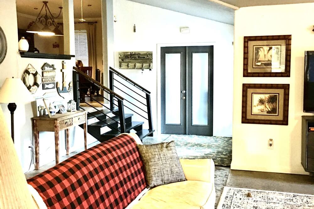 Photo of Livingroom in Longtown