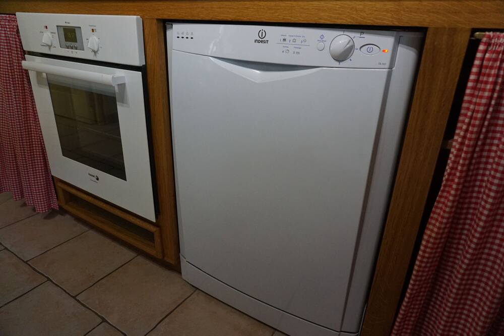 Photo of Kitchen in Camps-Saint-Mathurin-Leobazel