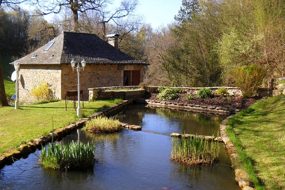 Photo of Others in Camps-Saint-Mathurin-Leobazel
