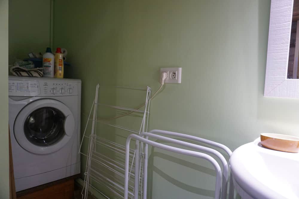 Photo of Kitchen in Camps-Saint-Mathurin-Leobazel