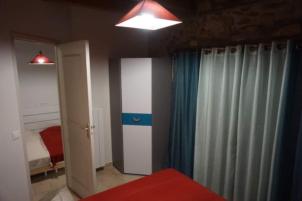 Photo of Bedroom in Camps-Saint-Mathurin-Leobazel