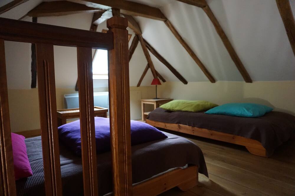 Photo of Bedroom in Camps-Saint-Mathurin-Leobazel