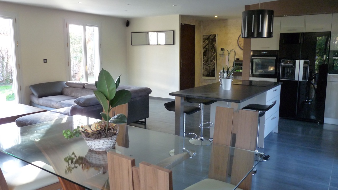 Photo of Kitchen in Eyguieres