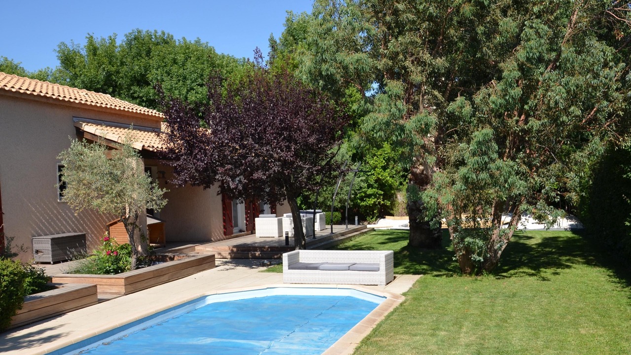 Photo of Outdoor in Eyguieres