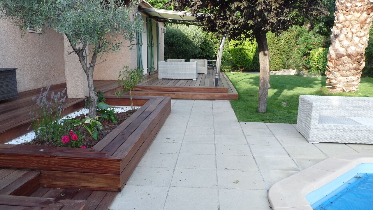 Photo of Outdoor in Eyguieres