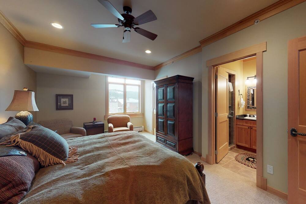 Photo of Others in Big Sky Meadow Village