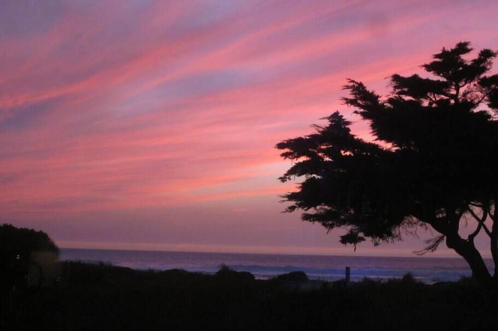 Photo of Others in Outer Sunset