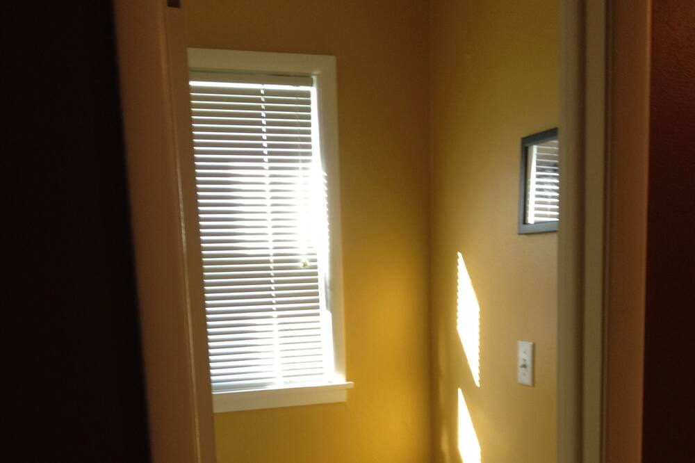Photo of Bathroom in Park Point