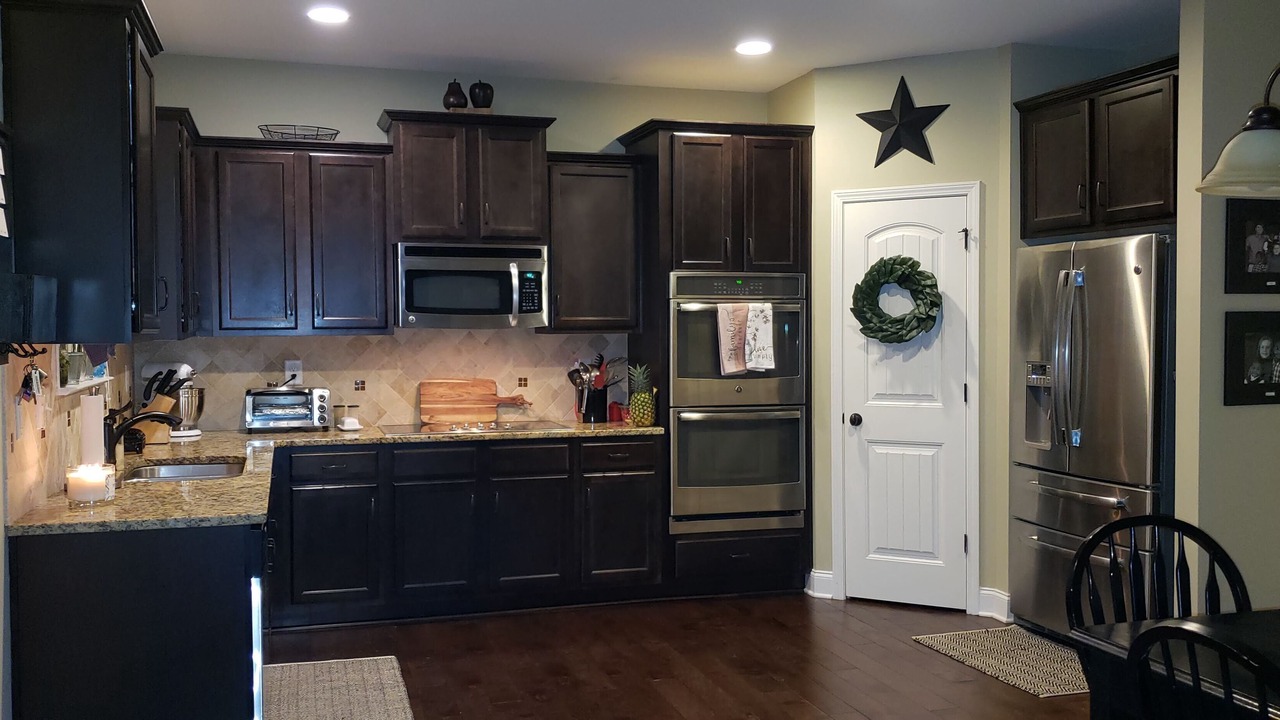 Photo of Kitchen in Canterbury Farms